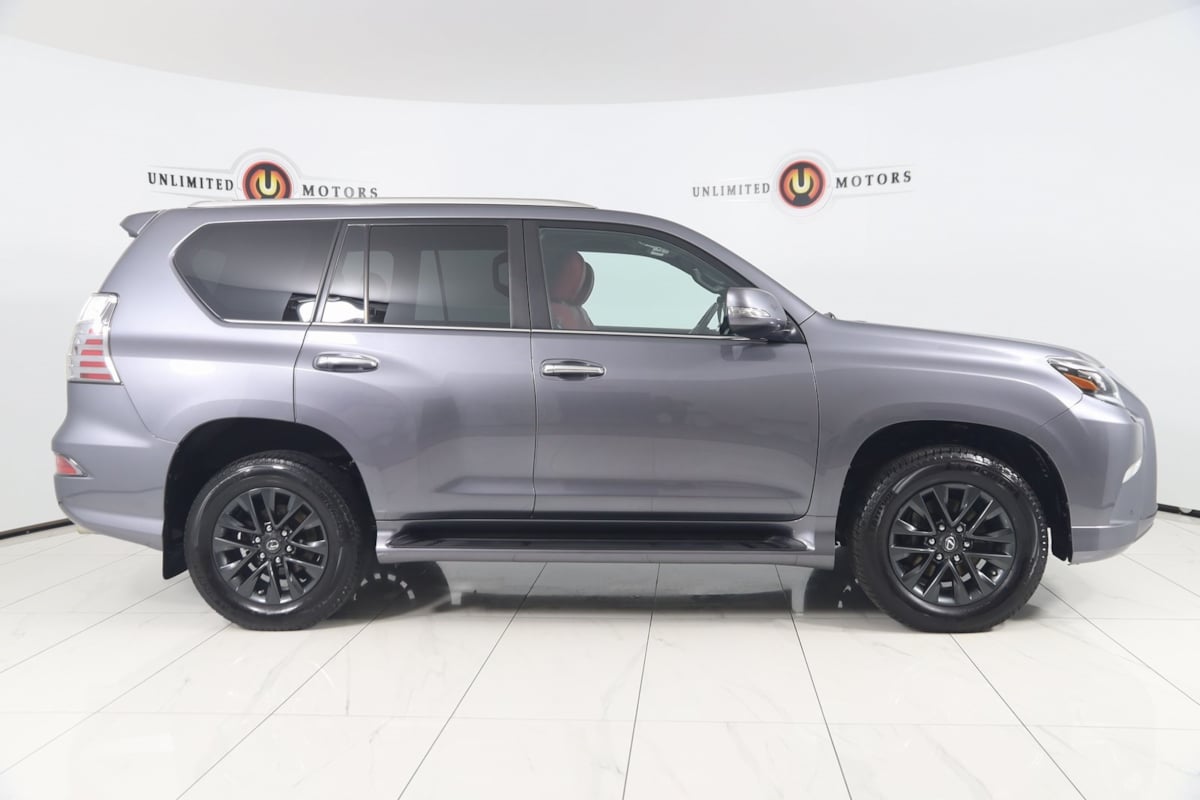 2022 Lexus GX 460 Premium photo 2