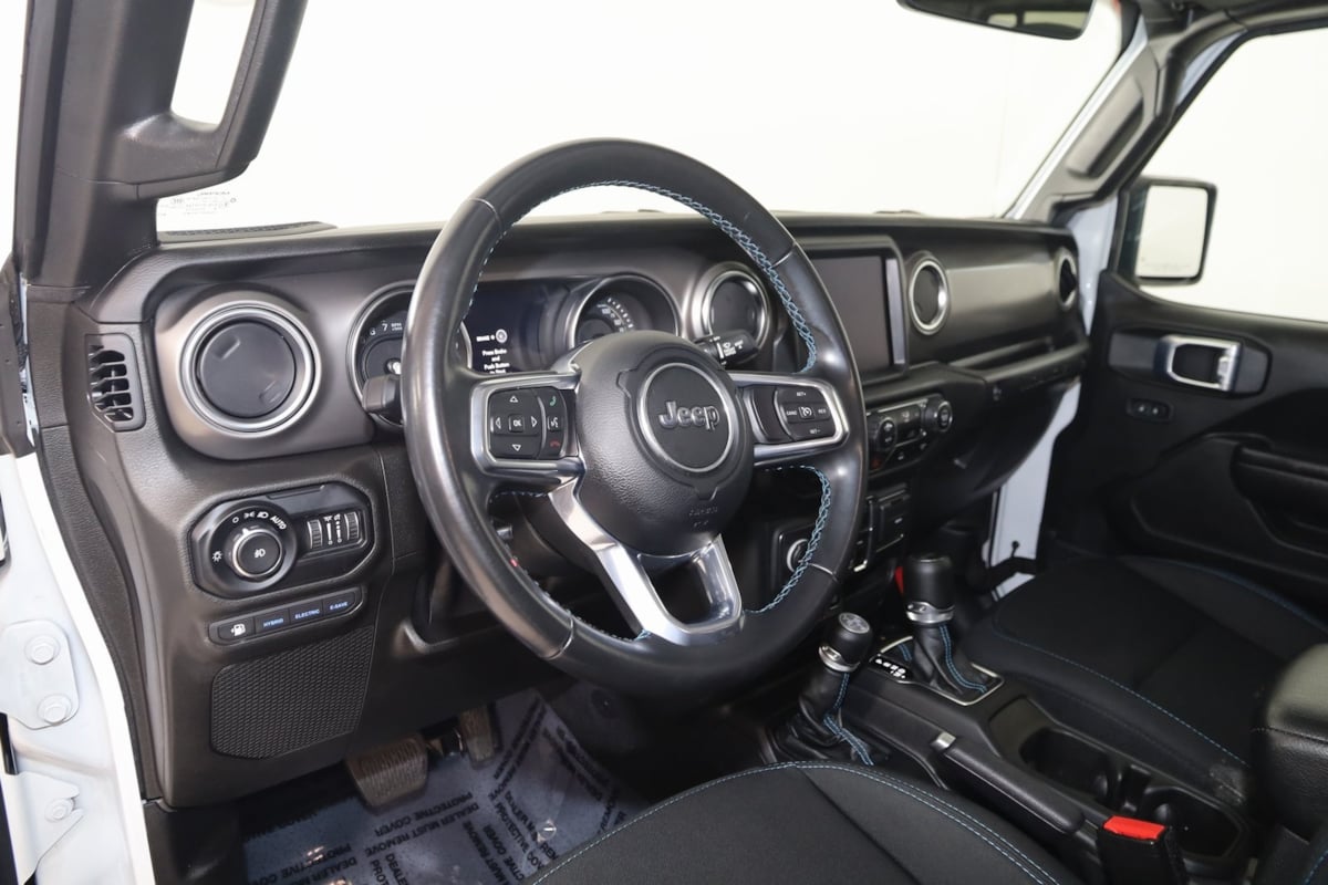 2021 Jeep Wrangler 4xe Unlimited Rubicon photo 22