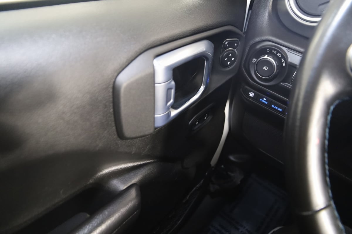 2021 Jeep Wrangler 4xe Unlimited Rubicon photo 27