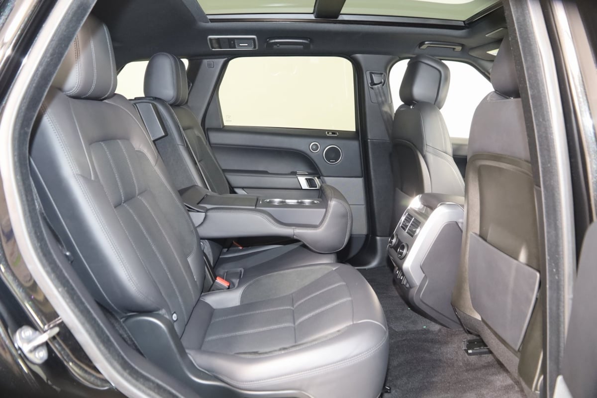 2021 Land Rover Range Rover Sport HST photo 13