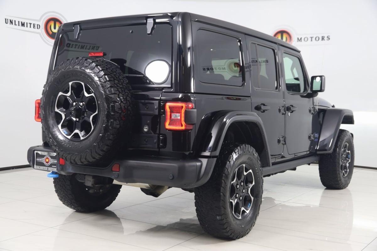 2022 Jeep Wrangler 4xe Unlimited Rubicon photo 3
