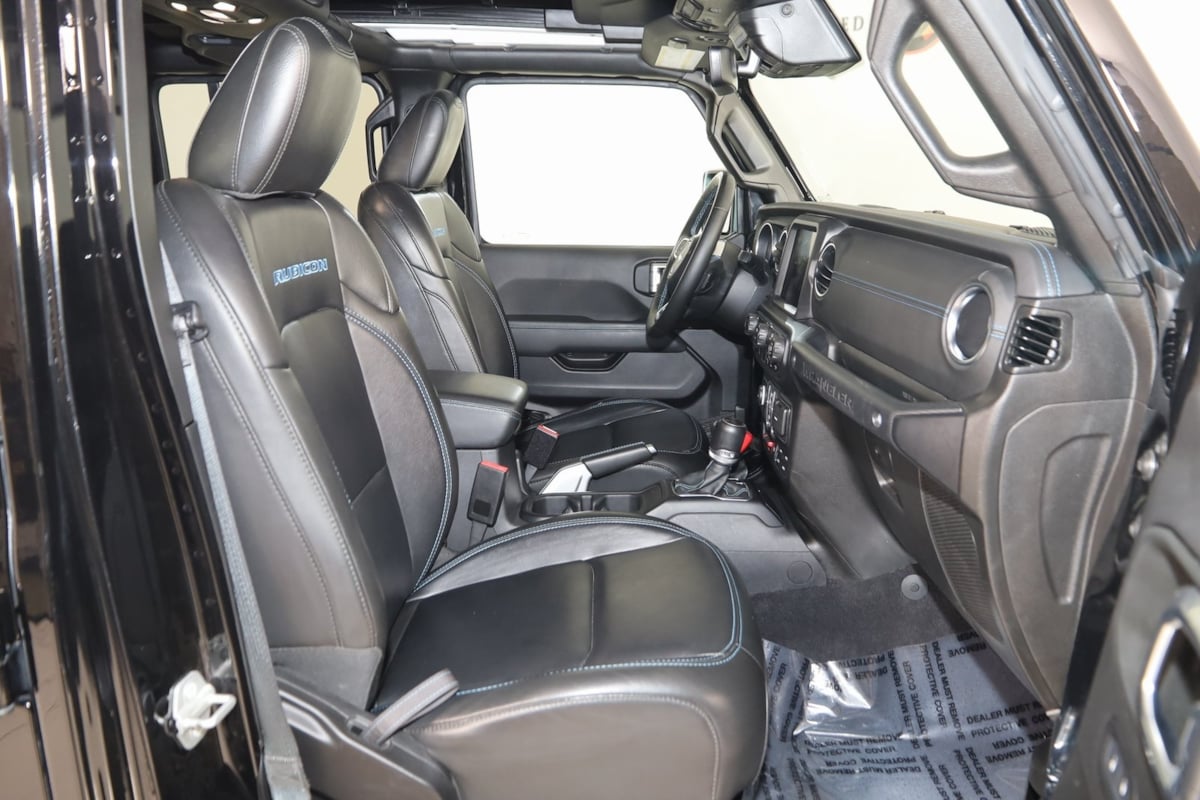 2022 Jeep Wrangler 4xe Unlimited Rubicon photo 12