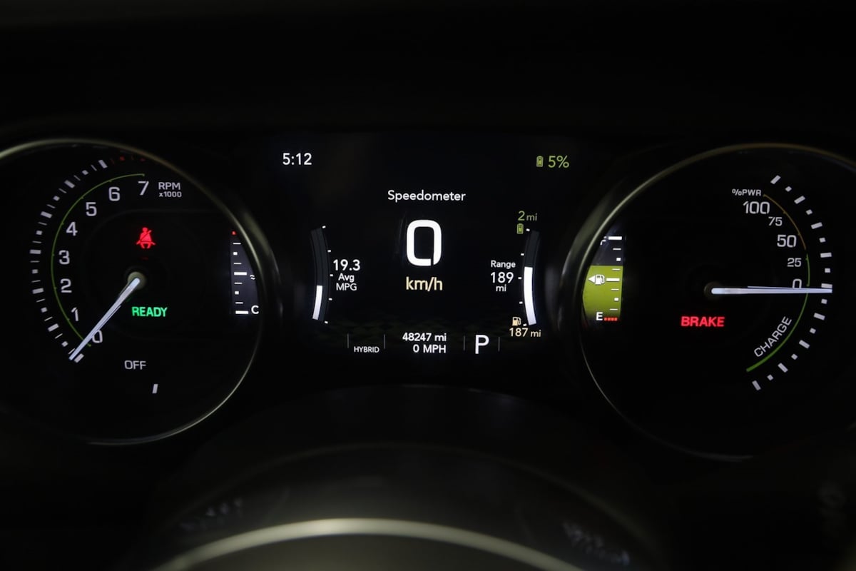 2022 Jeep Wrangler 4xe Unlimited Rubicon photo 18