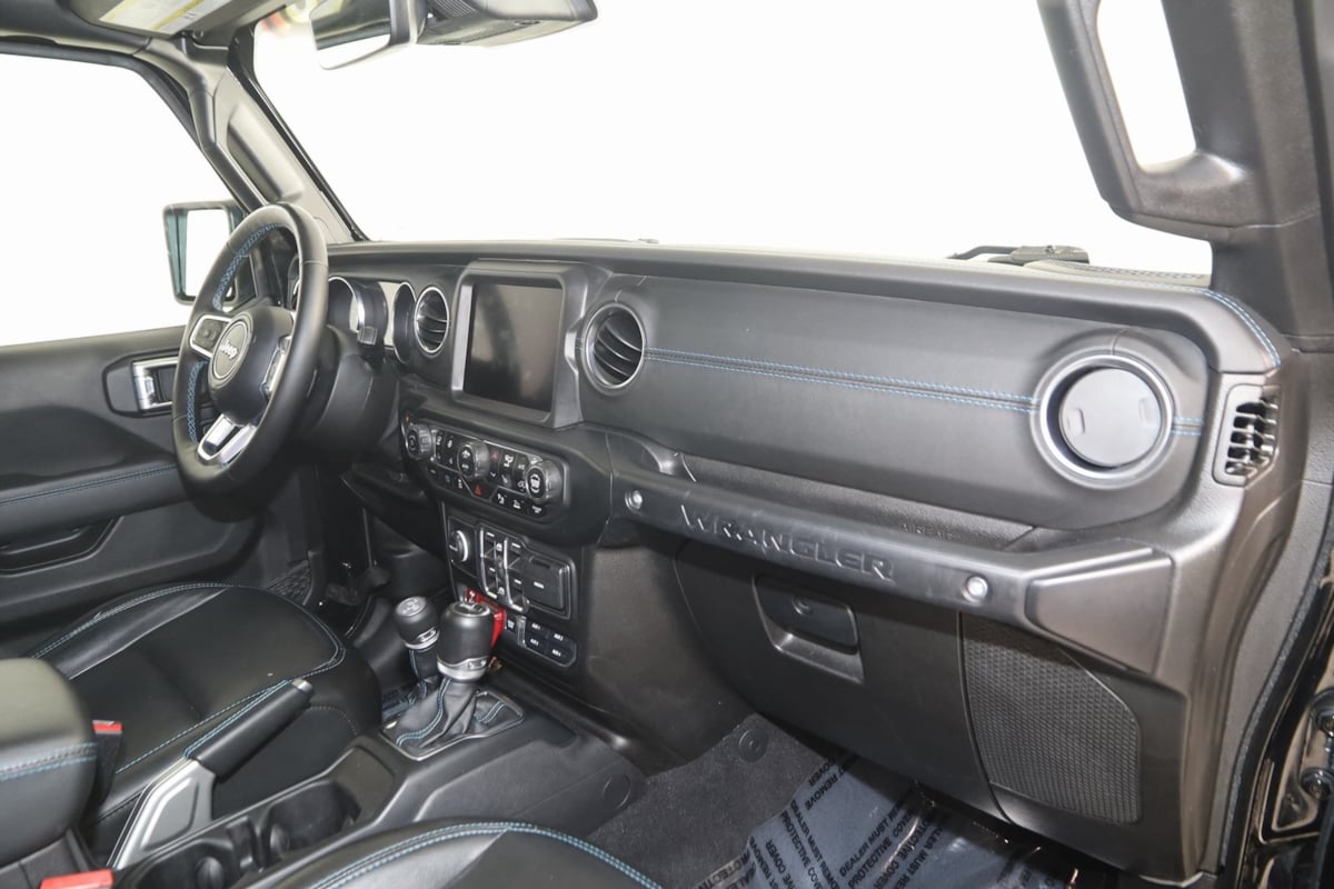 2022 Jeep Wrangler 4xe Unlimited Rubicon photo 46