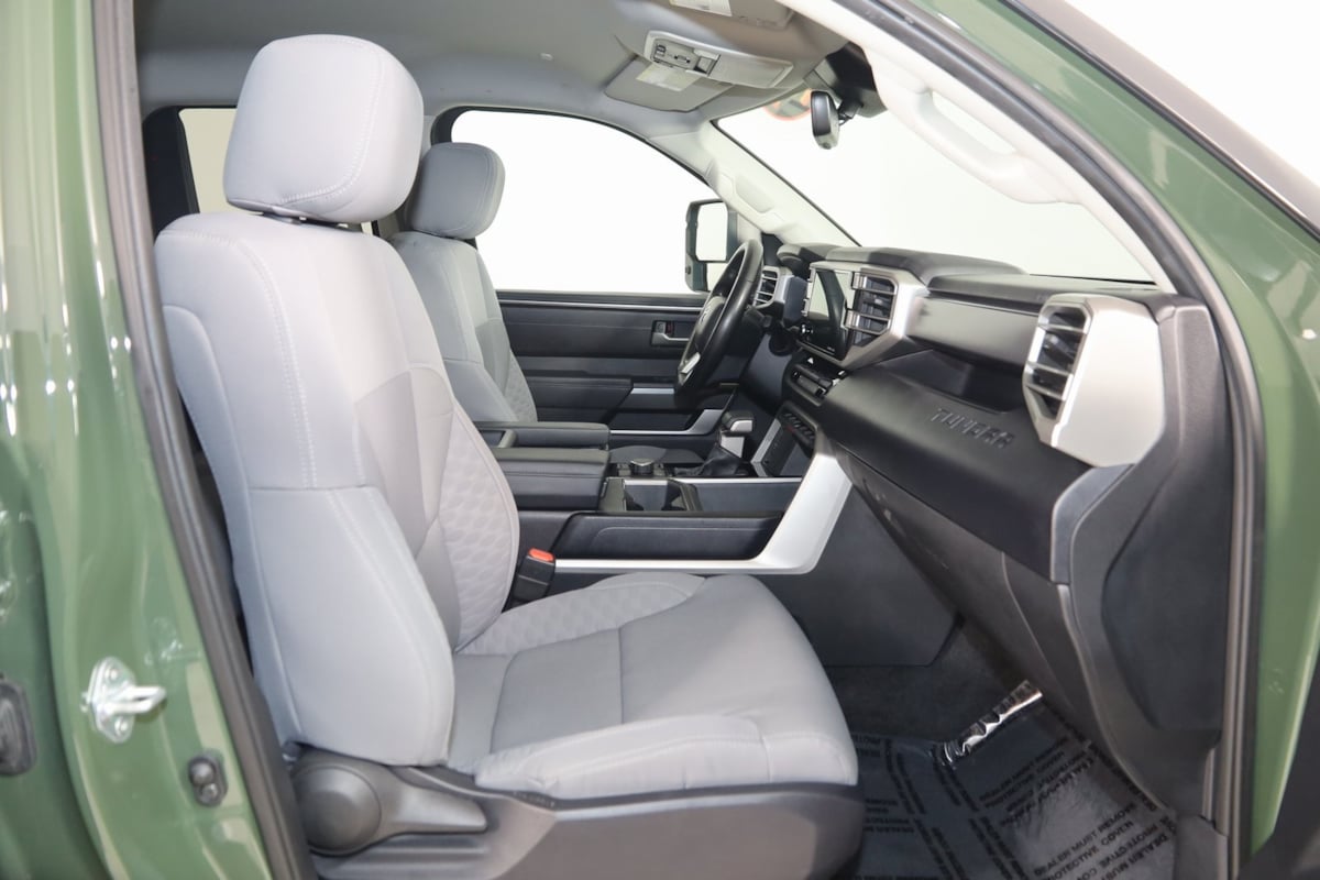 2022 Toyota Tundra SR5 photo 11