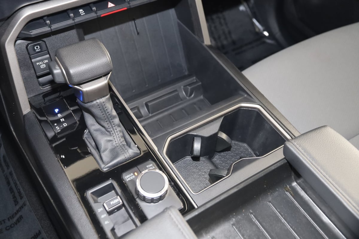 2022 Toyota Tundra SR5 photo 23