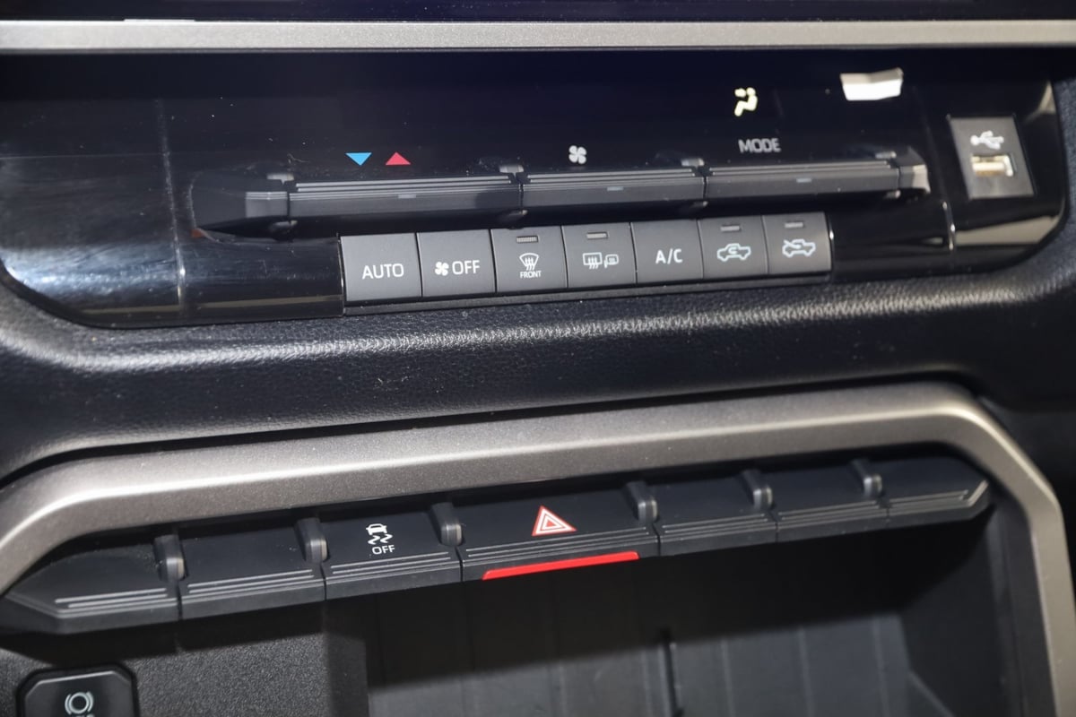 2022 Toyota Tundra SR5 photo 25
