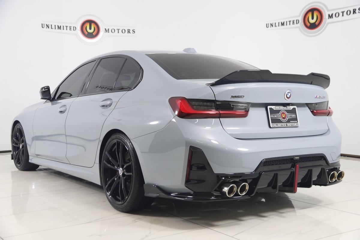 2023 Bmw 340i xDrive photo 2