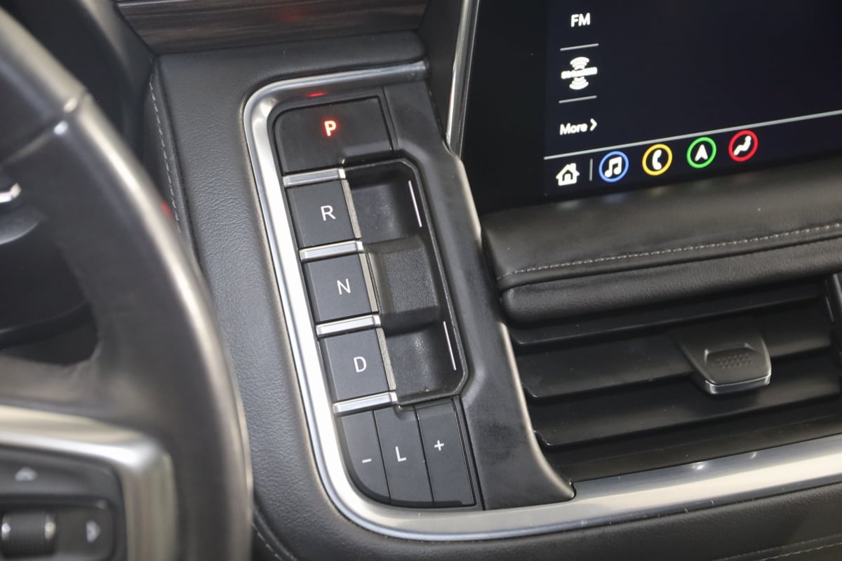 2021 Chevrolet Suburban Z71 photo 6