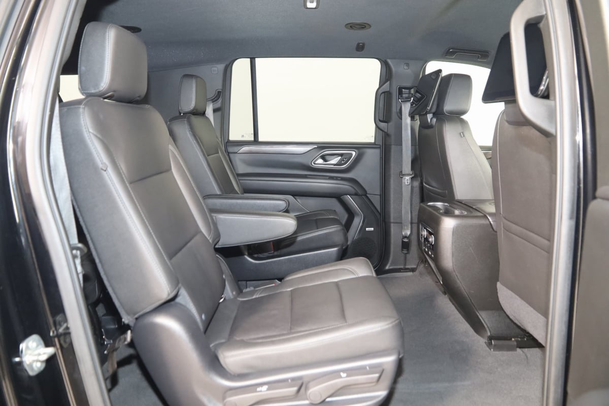2021 Chevrolet Suburban Z71 photo 12