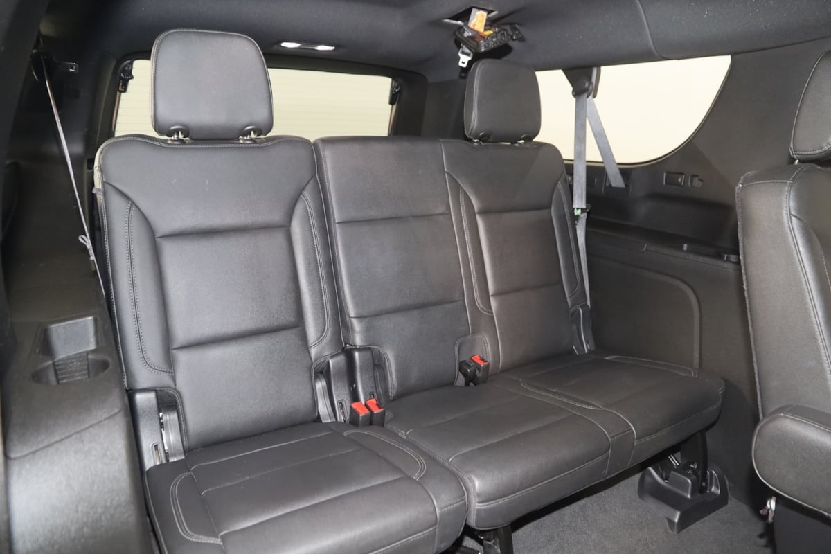 2021 Chevrolet Suburban Z71 photo 14