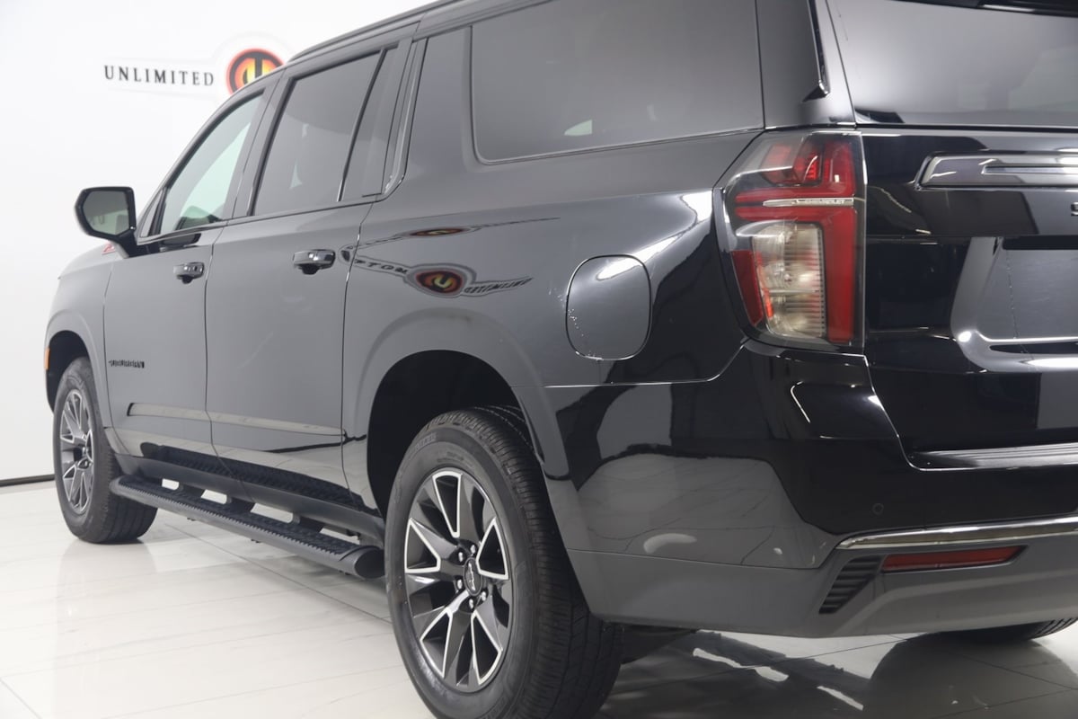 2021 Chevrolet Suburban Z71 photo 22