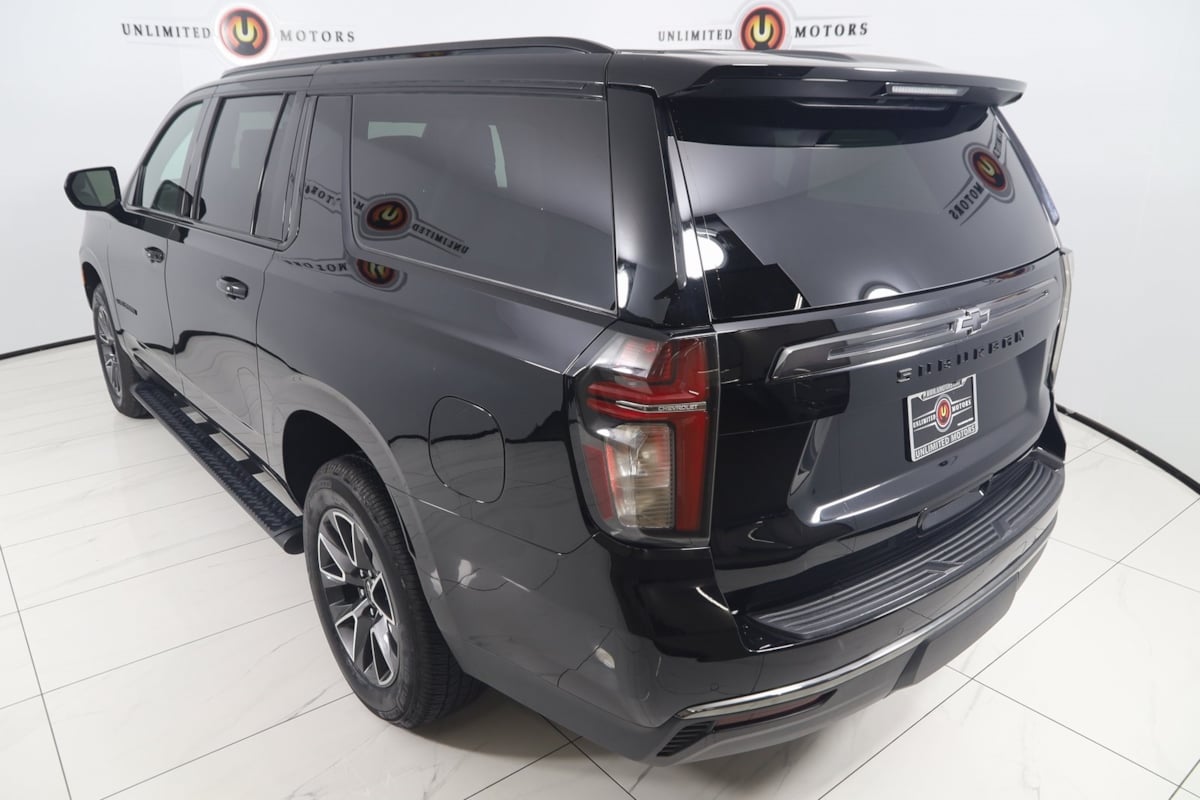 2021 Chevrolet Suburban Z71 photo 23
