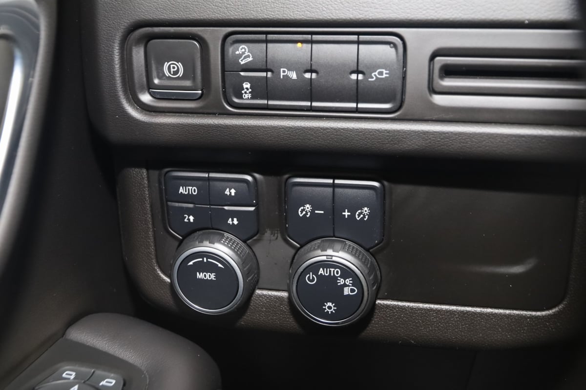 2021 Chevrolet Suburban Z71 photo 29