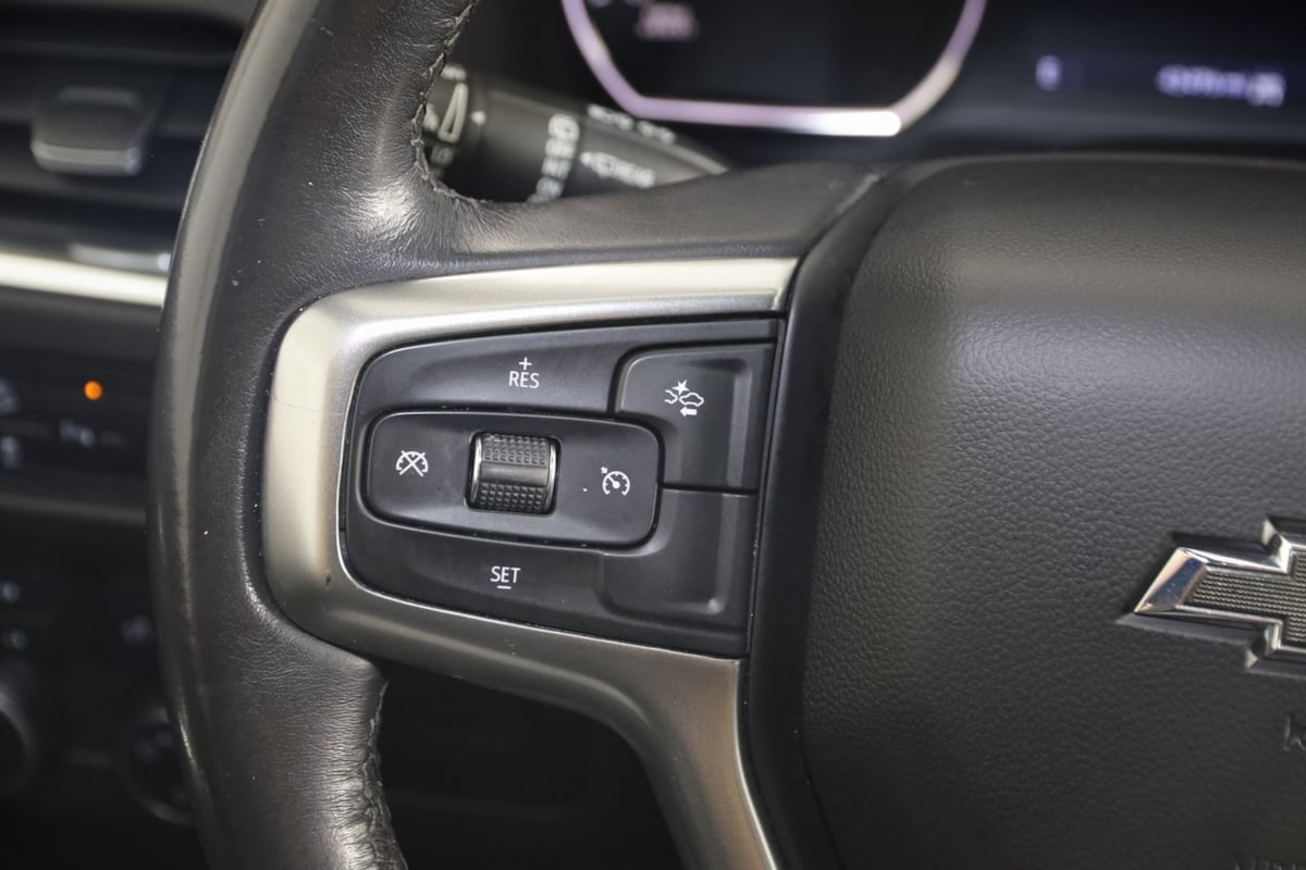2021 Chevrolet Suburban Z71 photo 36