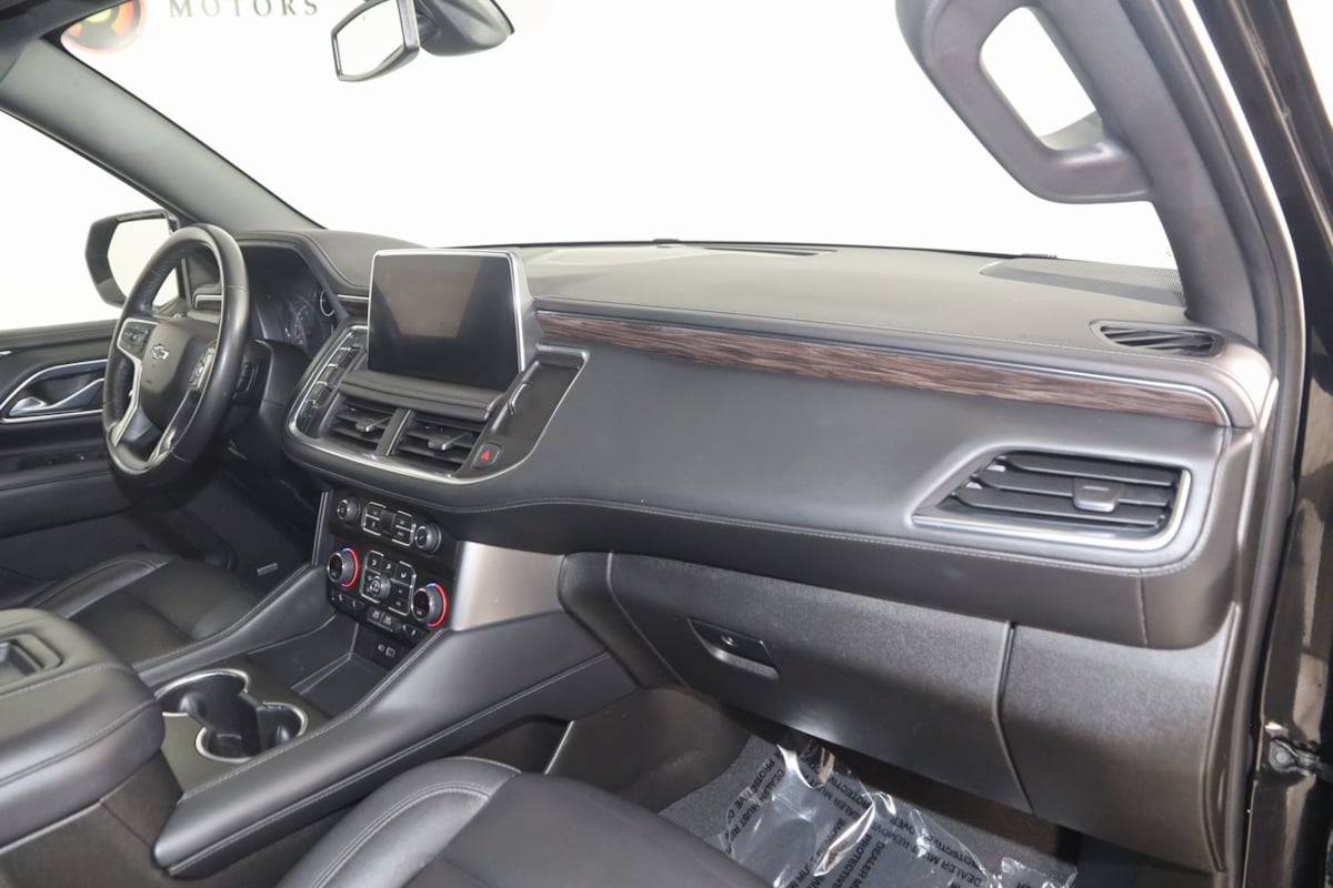 2021 Chevrolet Suburban Z71 photo 44
