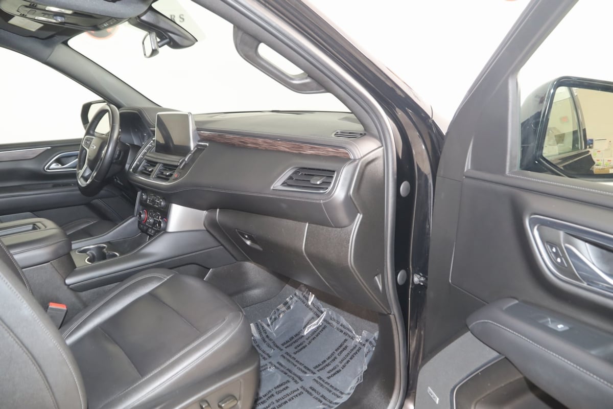2021 Chevrolet Suburban Z71 photo 45