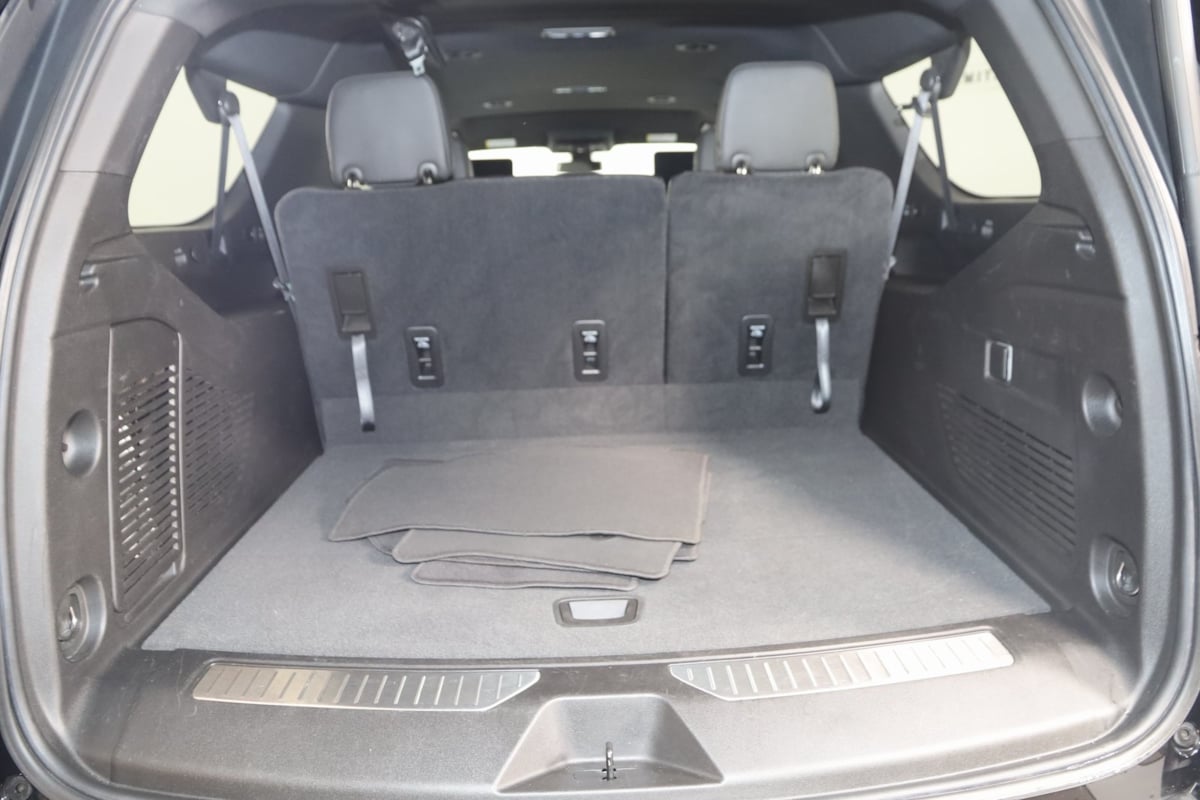 2021 Chevrolet Suburban Z71 photo 52