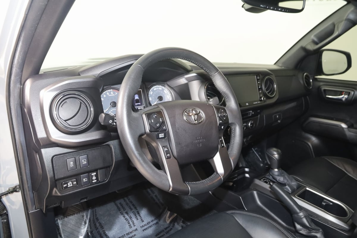 2021 Toyota Tacoma TRD Sport photo 13