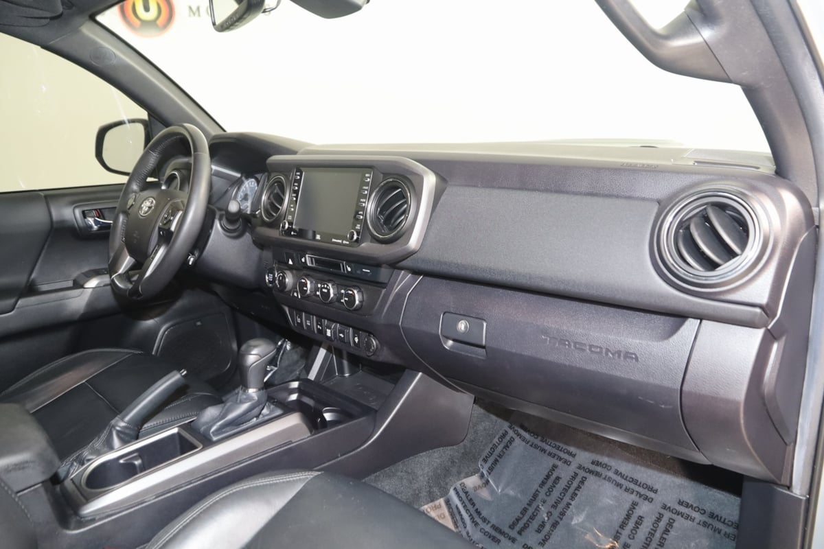 2021 Toyota Tacoma TRD Sport photo 28