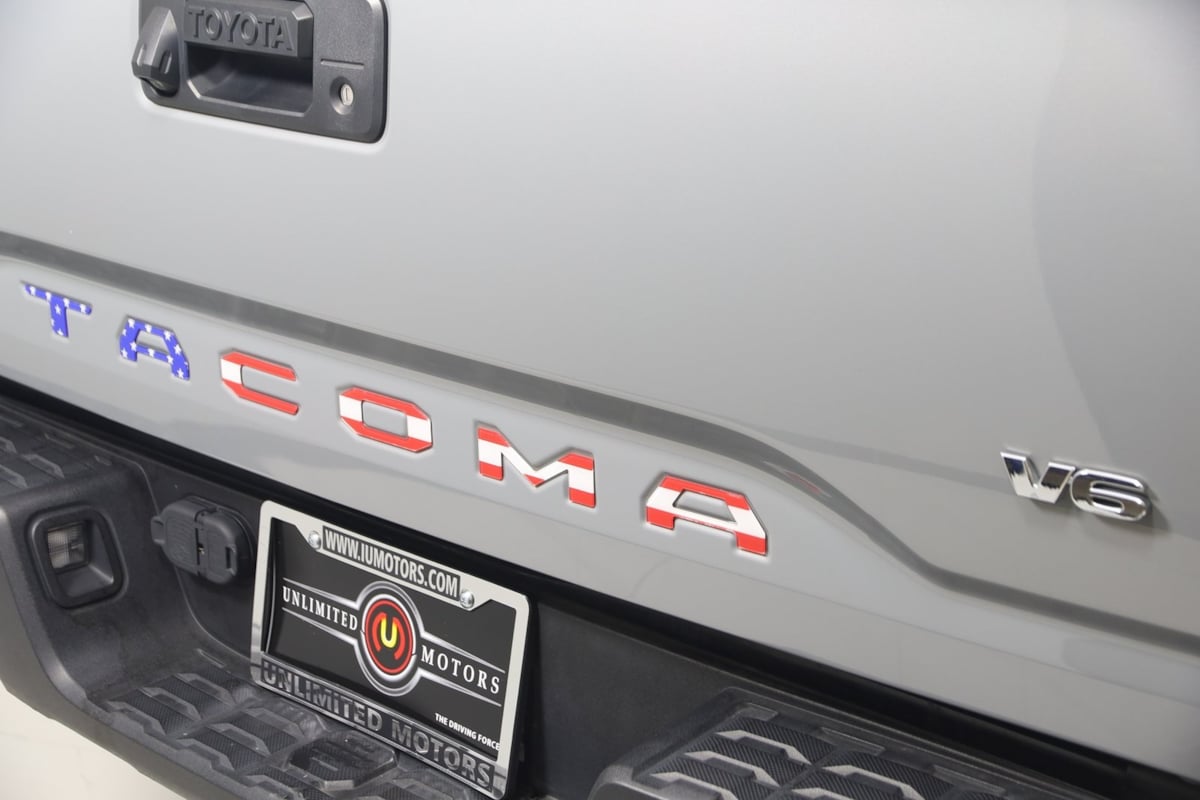 2021 Toyota Tacoma TRD Sport photo 33