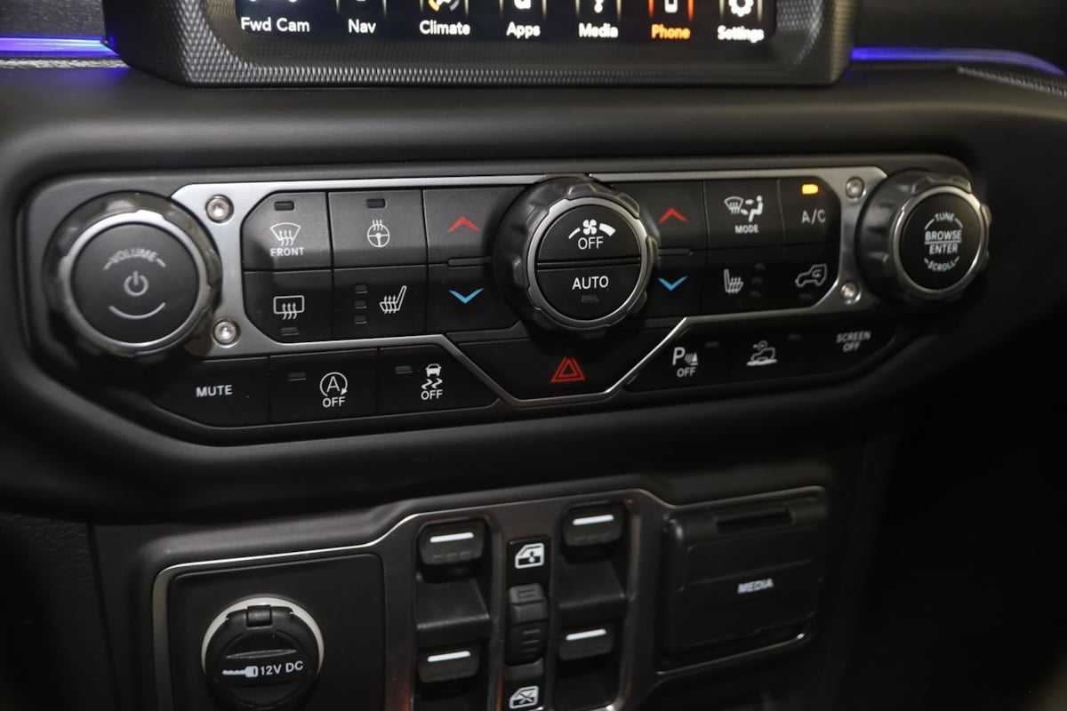 2021 Jeep Gladiator Mojave photo 28