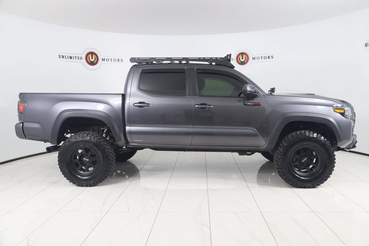 2021 Toyota Tacoma TRD Pro photo 2