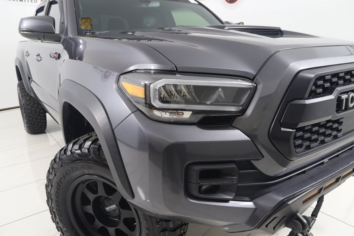 2021 Toyota Tacoma TRD Pro photo 18