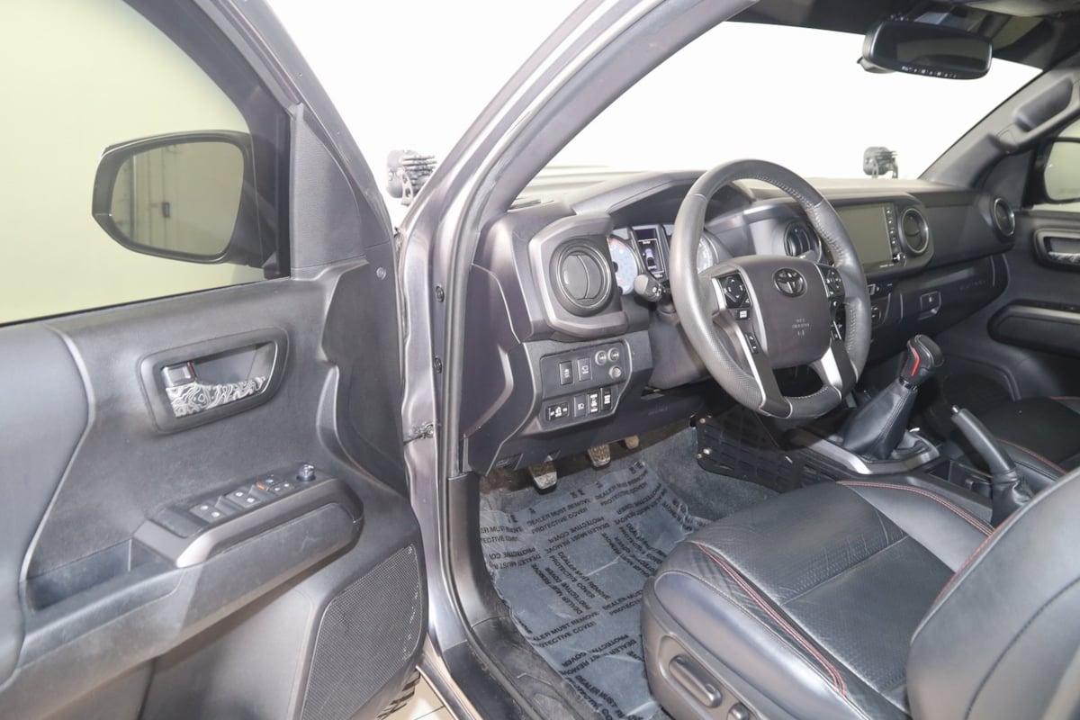 2021 Toyota Tacoma TRD Pro photo 46