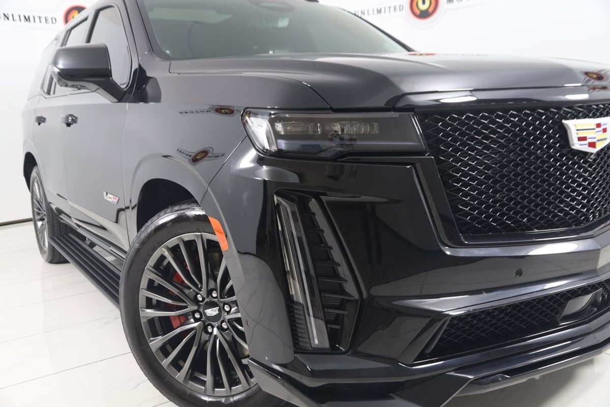 2024 Cadillac Escalade V-Series photo 17