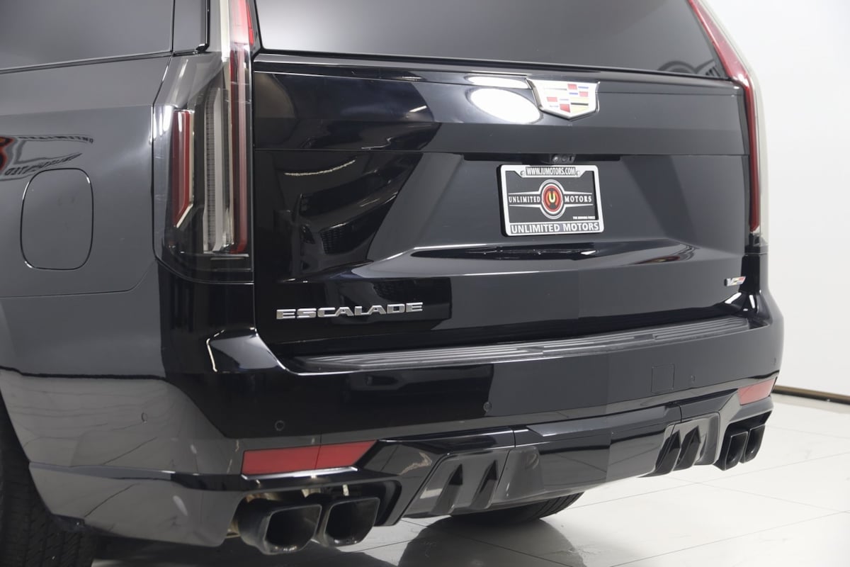 2024 Cadillac Escalade V-Series photo 25