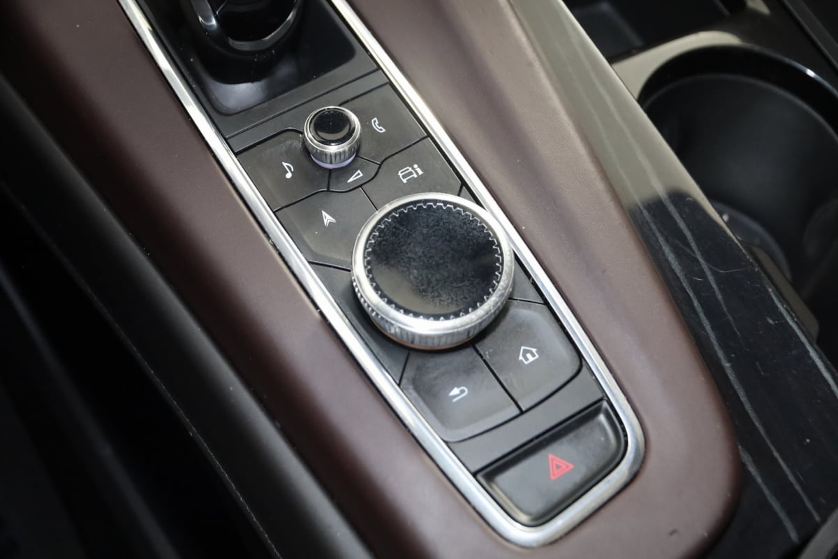 2024 Cadillac Escalade V-Series photo 31