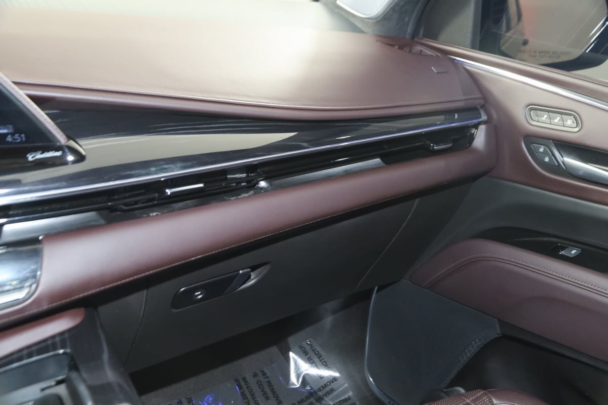 2024 Cadillac Escalade V-Series photo 34