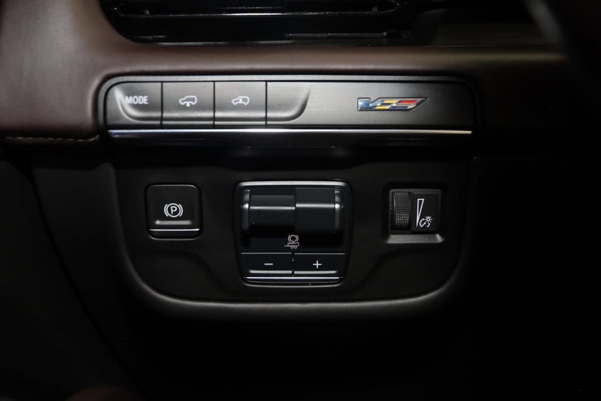2024 Cadillac Escalade V-Series photo 35