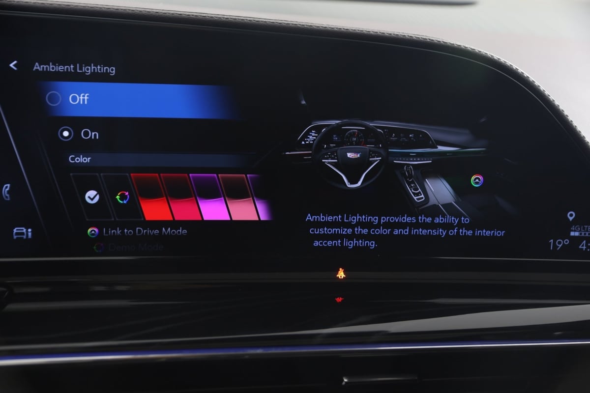 2024 Cadillac Escalade V-Series photo 38