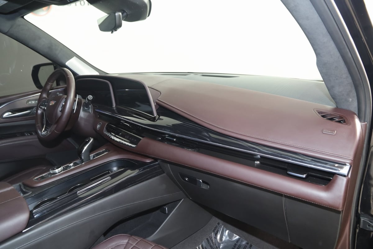 2024 Cadillac Escalade V-Series photo 51