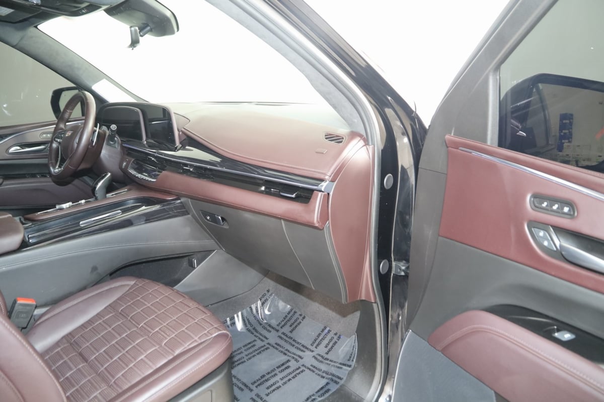 2024 Cadillac Escalade V-Series photo 52