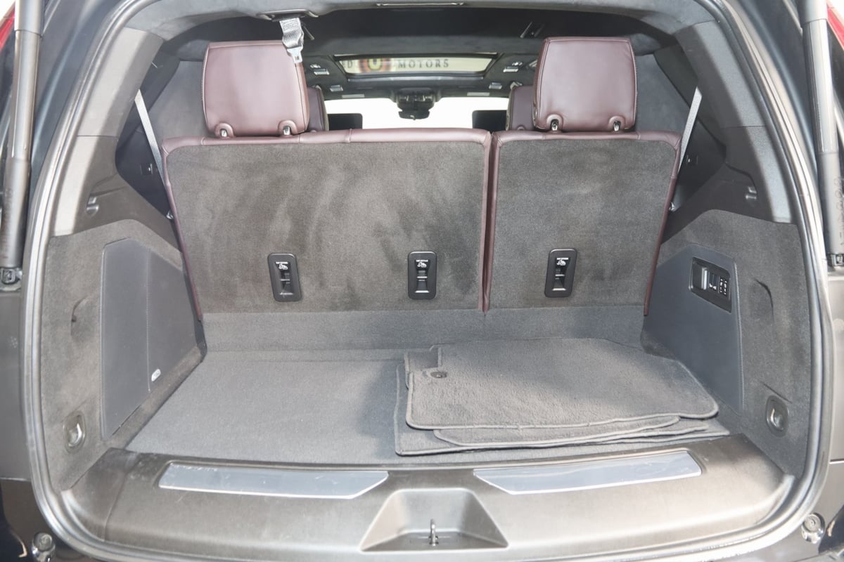 2024 Cadillac Escalade V-Series photo 61