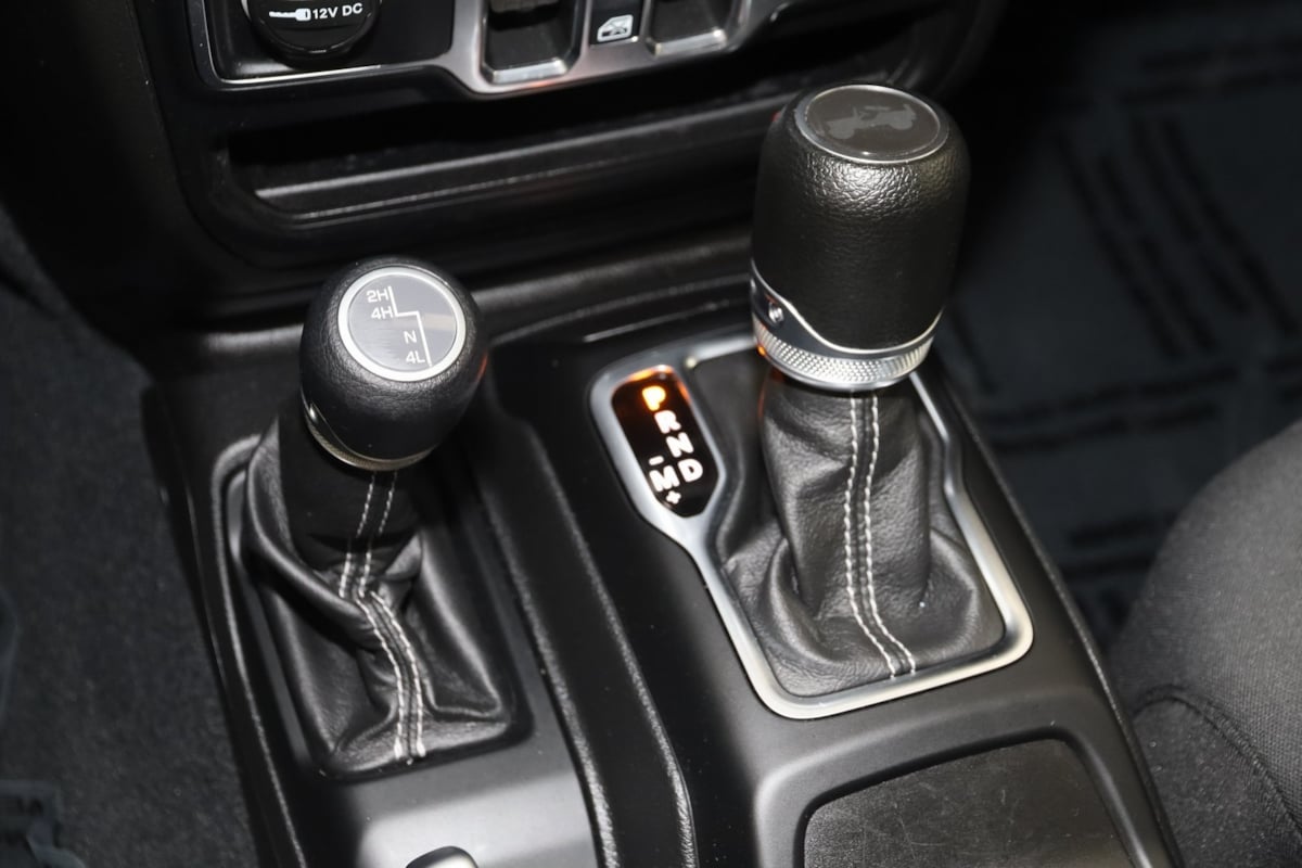 2022 Jeep Wrangler Unlimited Sahara photo 7
