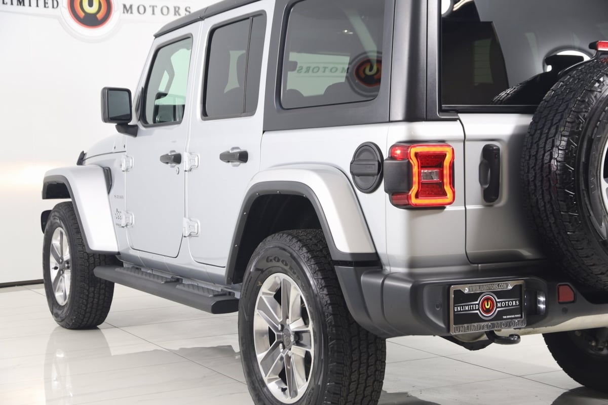 2022 Jeep Wrangler Unlimited Sahara photo 22