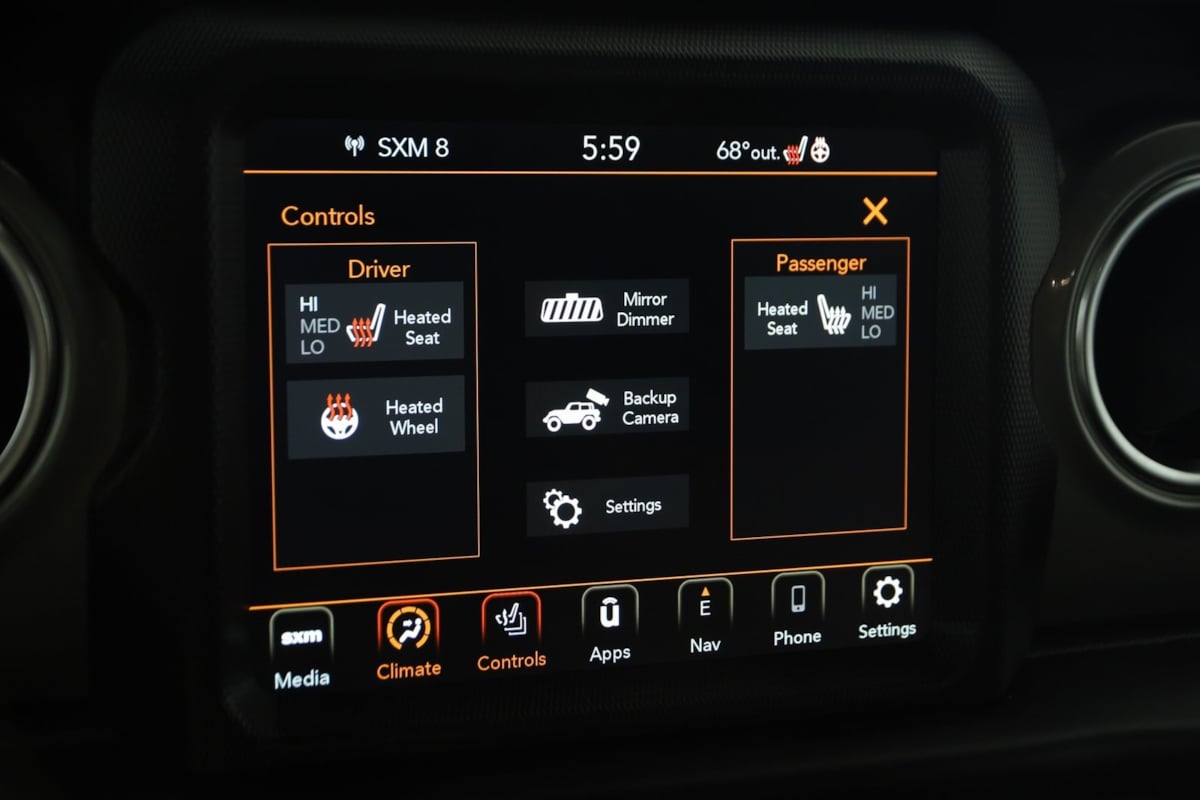2022 Jeep Wrangler Unlimited Sahara photo 30