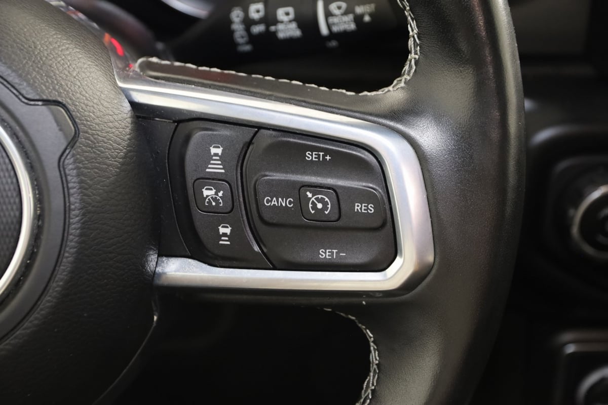 2022 Jeep Wrangler Unlimited Sahara photo 34