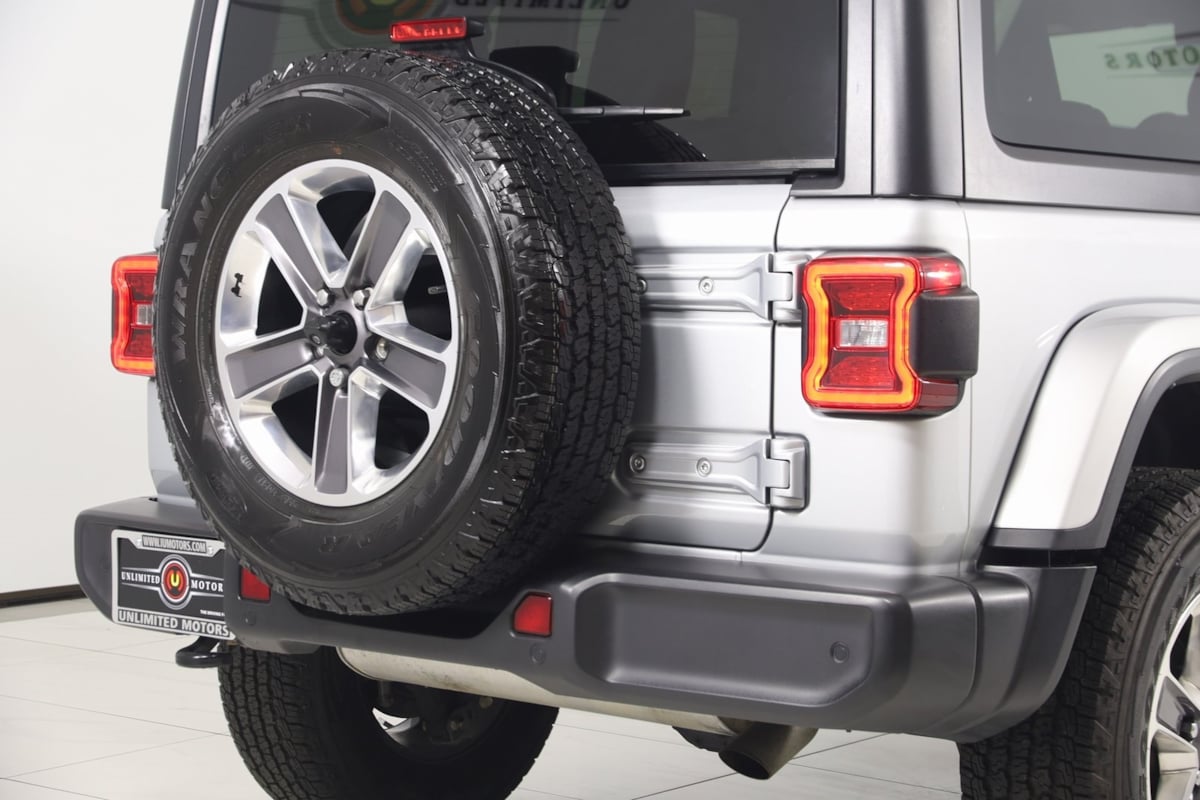 2022 Jeep Wrangler Unlimited Sahara photo 41