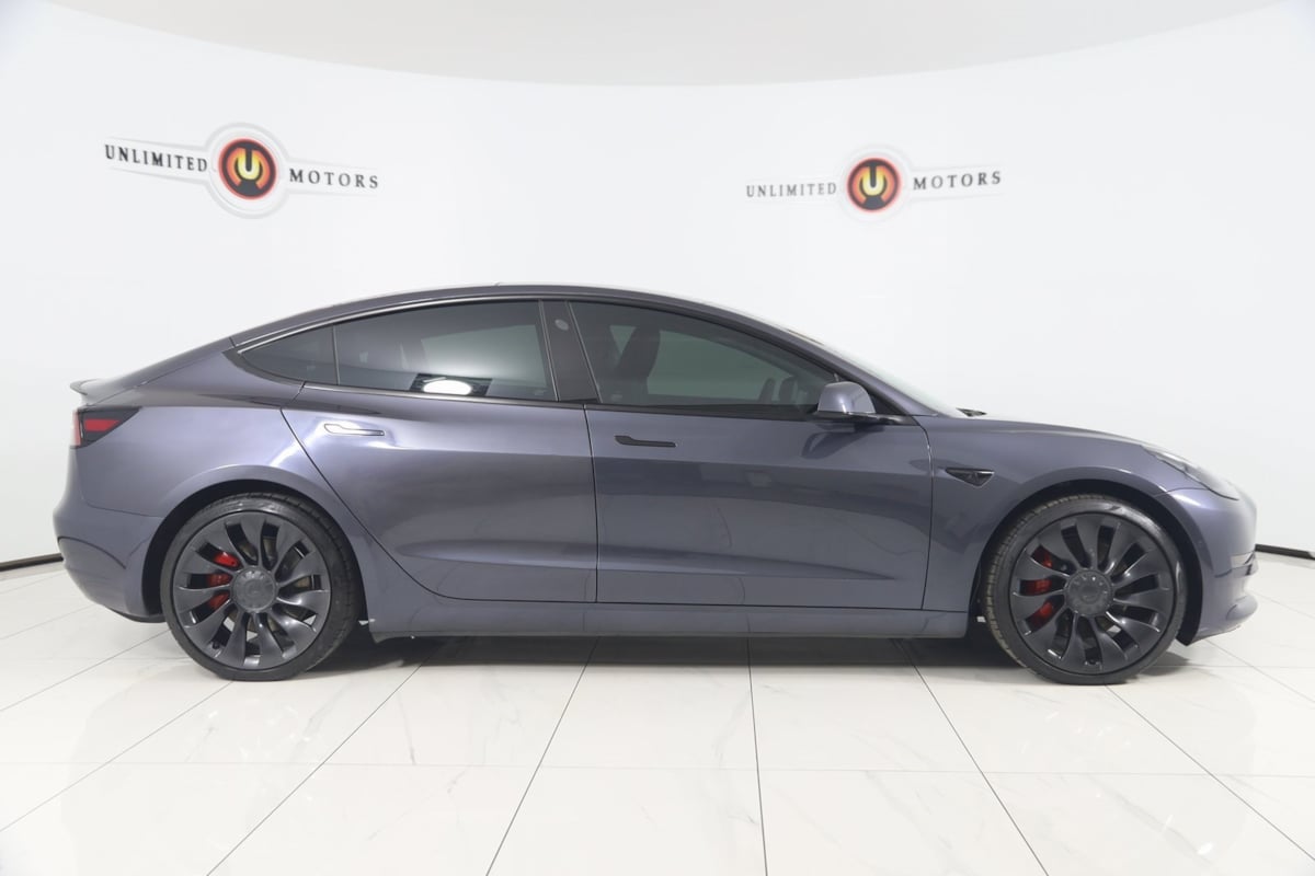 2022 Tesla Model 3 Performance photo 2