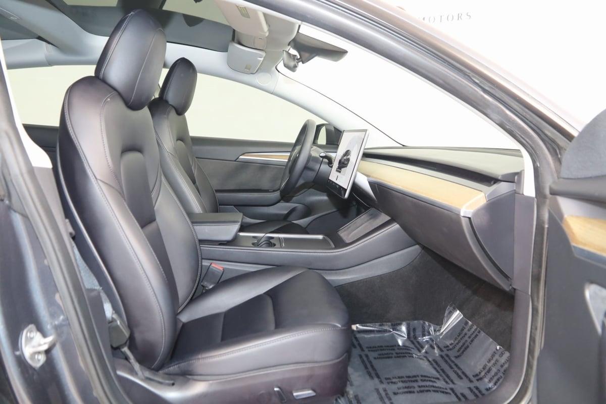 2022 Tesla Model 3 Performance photo 11