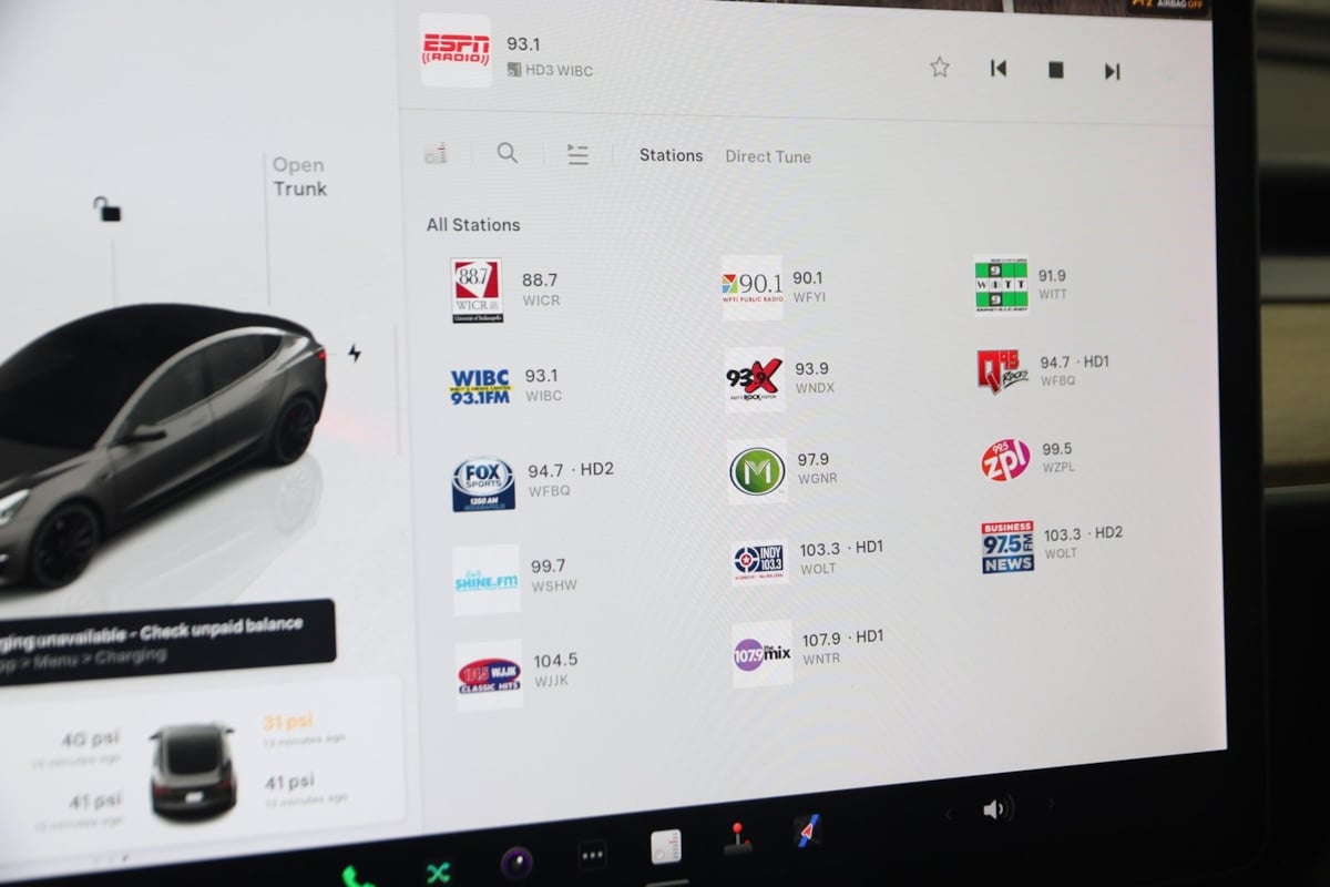 2022 Tesla Model 3 Performance photo 31
