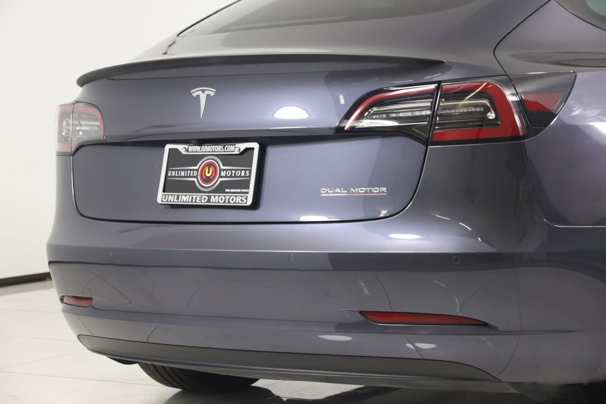 2022 Tesla Model 3 Performance photo 40