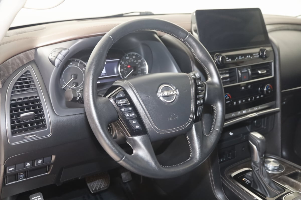 2023 Nissan Armada Platinum photo 6