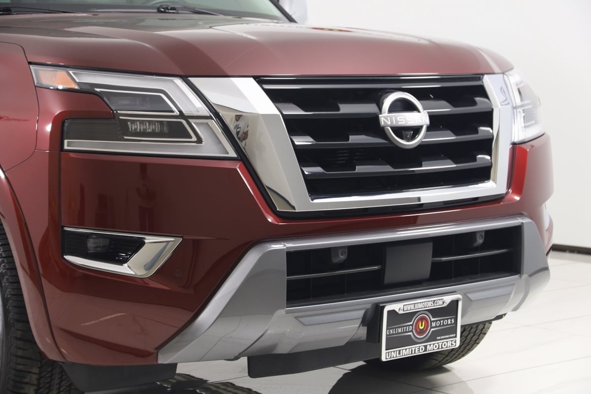 2023 Nissan Armada Platinum photo 19