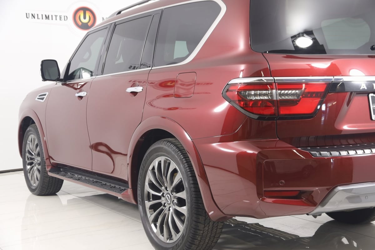 2023 Nissan Armada Platinum photo 24